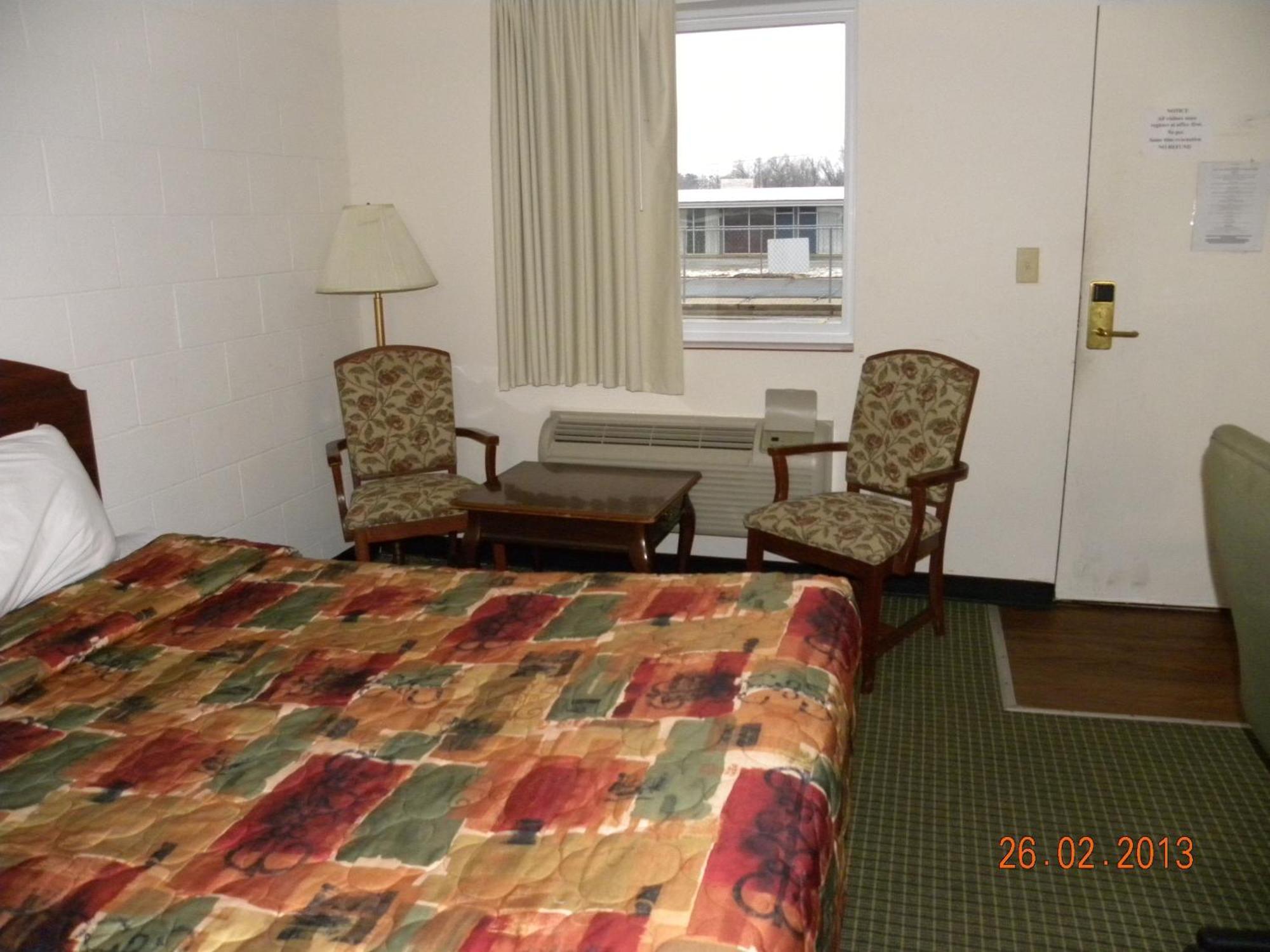 Guest Inn Rogers Exterior photo