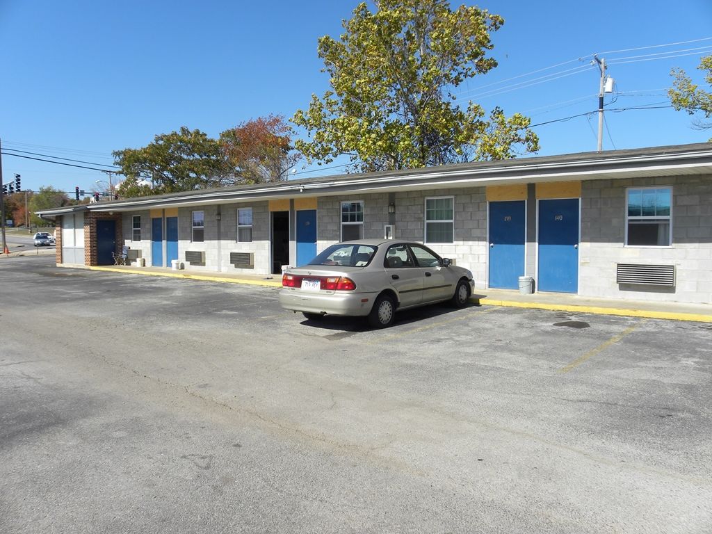 Guest Inn Rogers Exterior photo